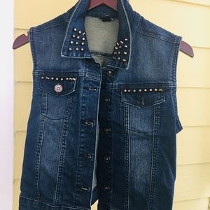 Rue 21 Denim vest